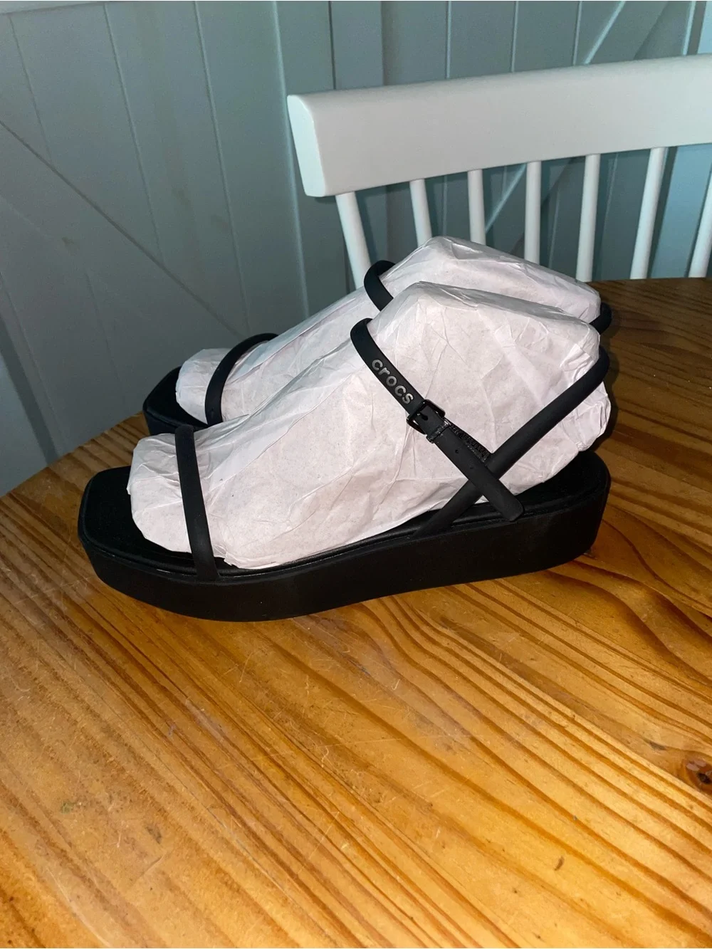 Crocs Miami Platform Y Strap Sandal Black Womens Sz 10 NWT